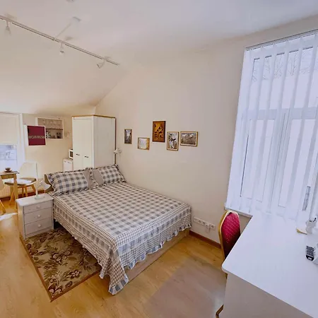 K8 Free Parking Apartment